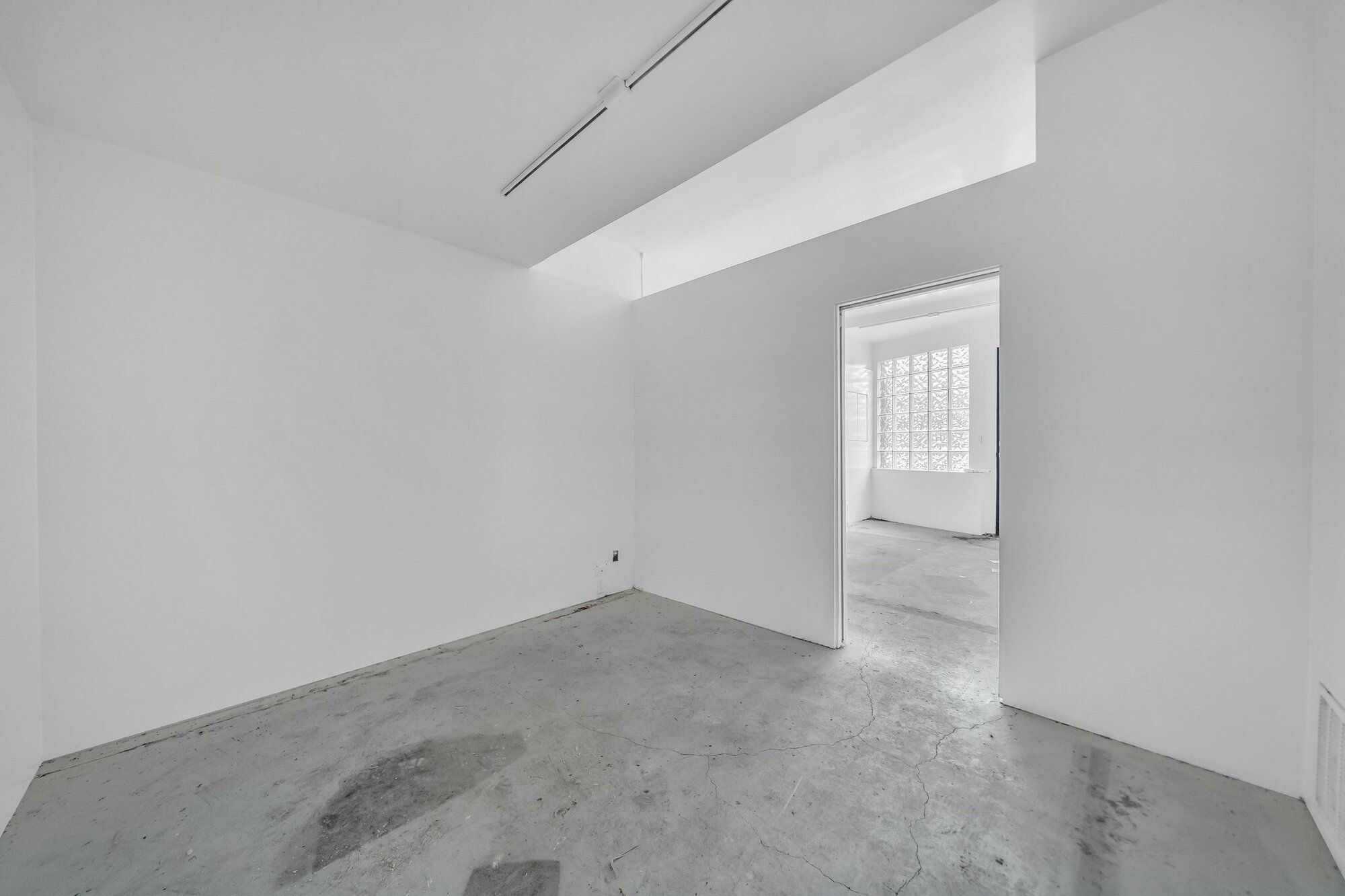 Lease/SOMA Office/Mixed Use Space